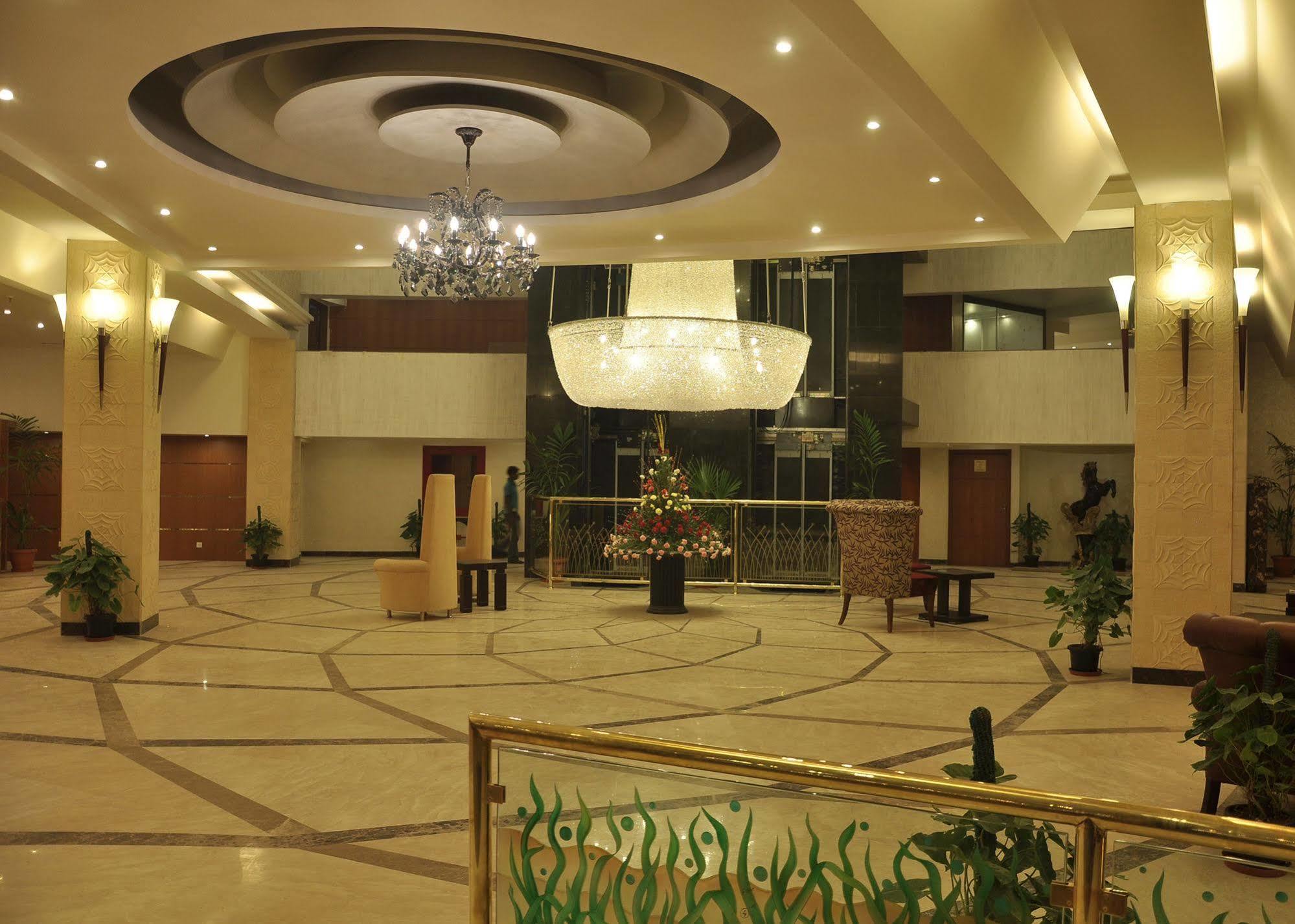 Hotel Babylon Inn Rāipur Zewnętrze zdjęcie